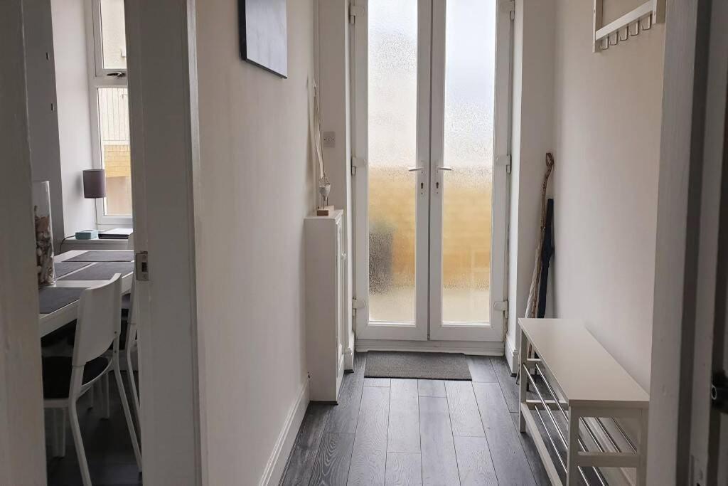 Plas Darien-3 Bed Apt- Sea Views - Sleeps 5 Trearddur Esterno foto