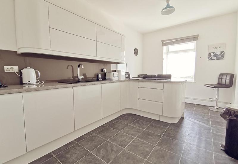 Plas Darien-3 Bed Apt- Sea Views - Sleeps 5 Trearddur Esterno foto